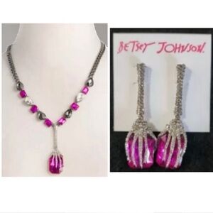 Betsey Johnson Halloween Halloween Skeleton Hand Pink Crystal SET NWT